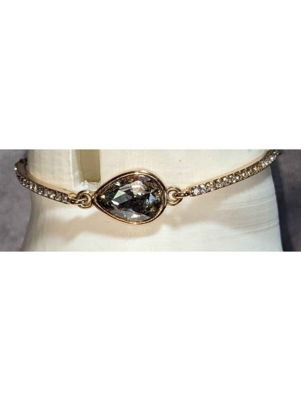 Glam Vintage Premier Designs Rhinestone Teardrop Slider Bracelet Gold Tone